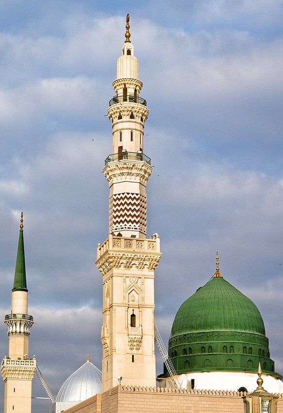 先知的清真寺，麥迪
那，圓頂表示他的房子
和他被埋葬的地方。